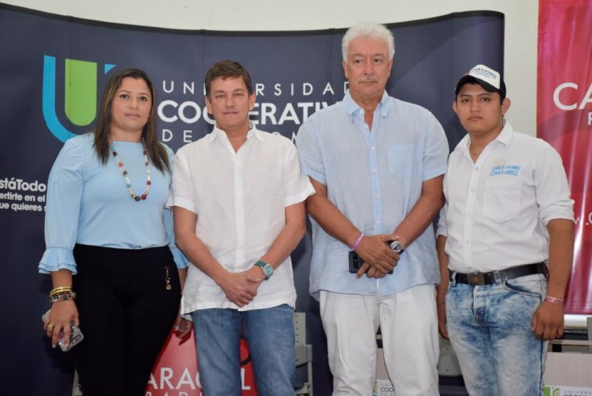 El grupo de campaña de Carlos Ramiro Chavarro, representante del Partido Conservador.